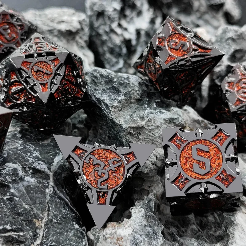 Dungeons & Dragons Metal Dice（Flame）